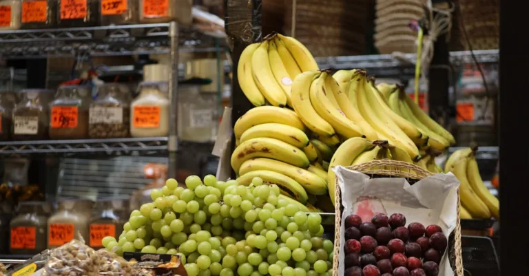 découvrez une variété de fruits frais et savoureux, riches en vitamines et parfaits pour une alimentation saine et équilibrée.