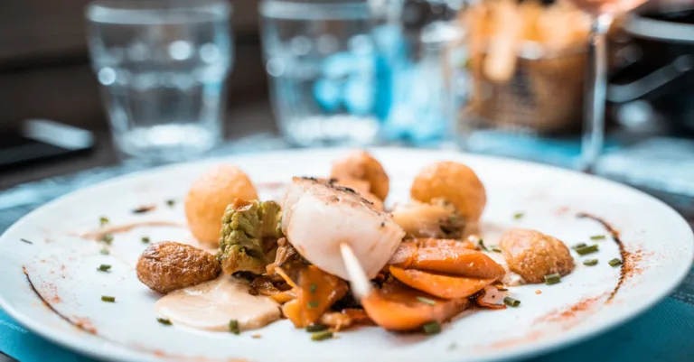 découvrez la gastronomie normande, ses spécialités savoureuses et ses traditions culinaires uniques qui raviront vos papilles.
