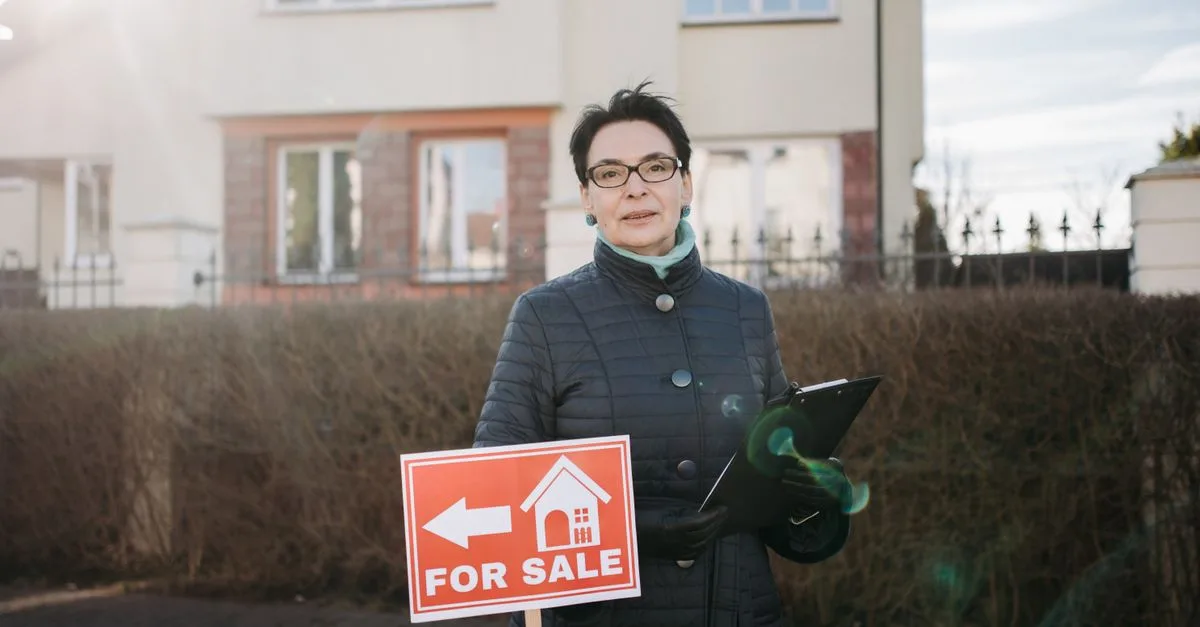 agence immobilière spécialisée dans la vente, l'achat et la location de biens résidentiels et commerciaux. découvrez nos services personnalisés pour trouver votre propriété idéale.