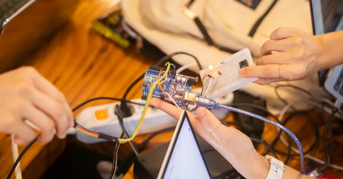 plateforme d'apprentissage diy pour développer vos compétences à votre rythme grâce à des cours pratiques et interactifs.