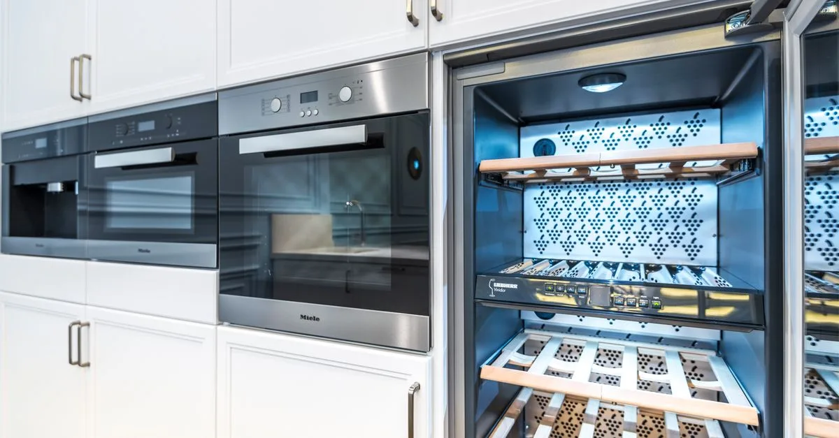 découvrez notre large gamme d'appareils électroménagers innovants et performants pour faciliter votre quotidien à la maison.