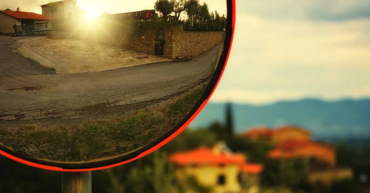 découvrez la signification des heures miroir et ce qu'elles révèlent sur votre vie, vos émotions et votre destinée.