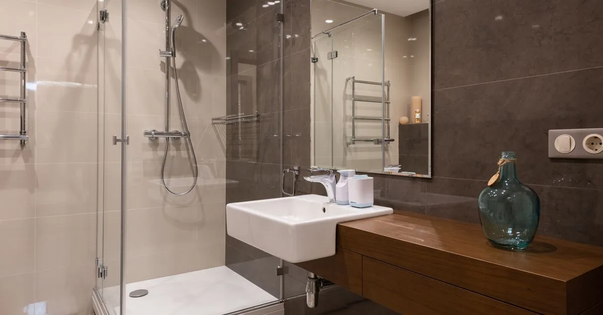découvrez notre sélection de receveurs de douche surélevés, alliant design moderne et praticité pour une salle de bain élégante et fonctionnelle.