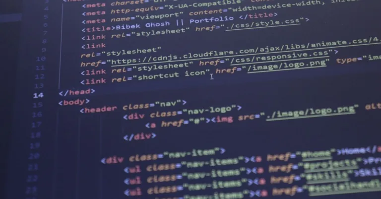 assurez la fiabilité de votre site web grâce à des stratégies et outils performants pour garantir une disponibilité optimale et une expérience utilisateur sans faille.